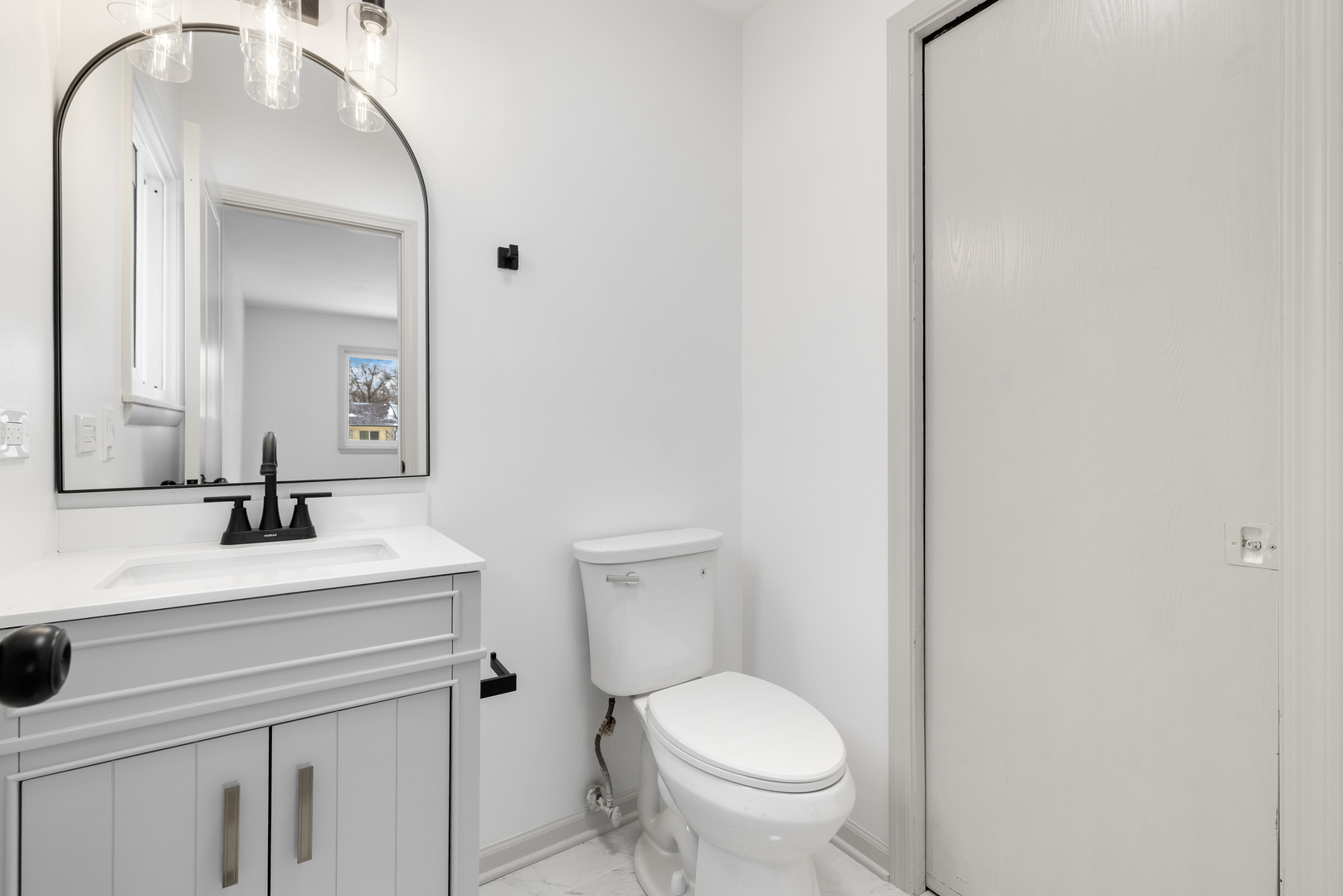 1006 Foxworth Boulevard, Lombard, IL 60148