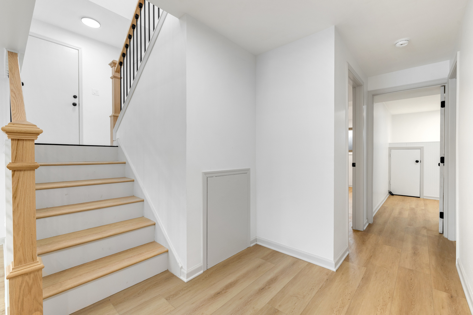 1006 Foxworth Boulevard, Lombard, IL 60148