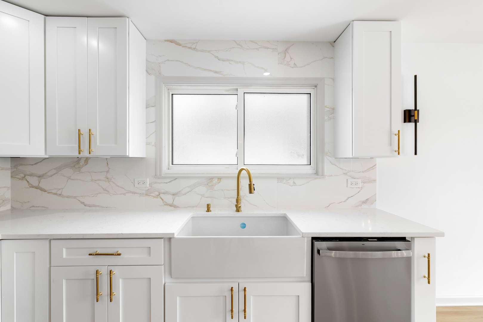 1006 Foxworth Boulevard, Lombard, IL 60148