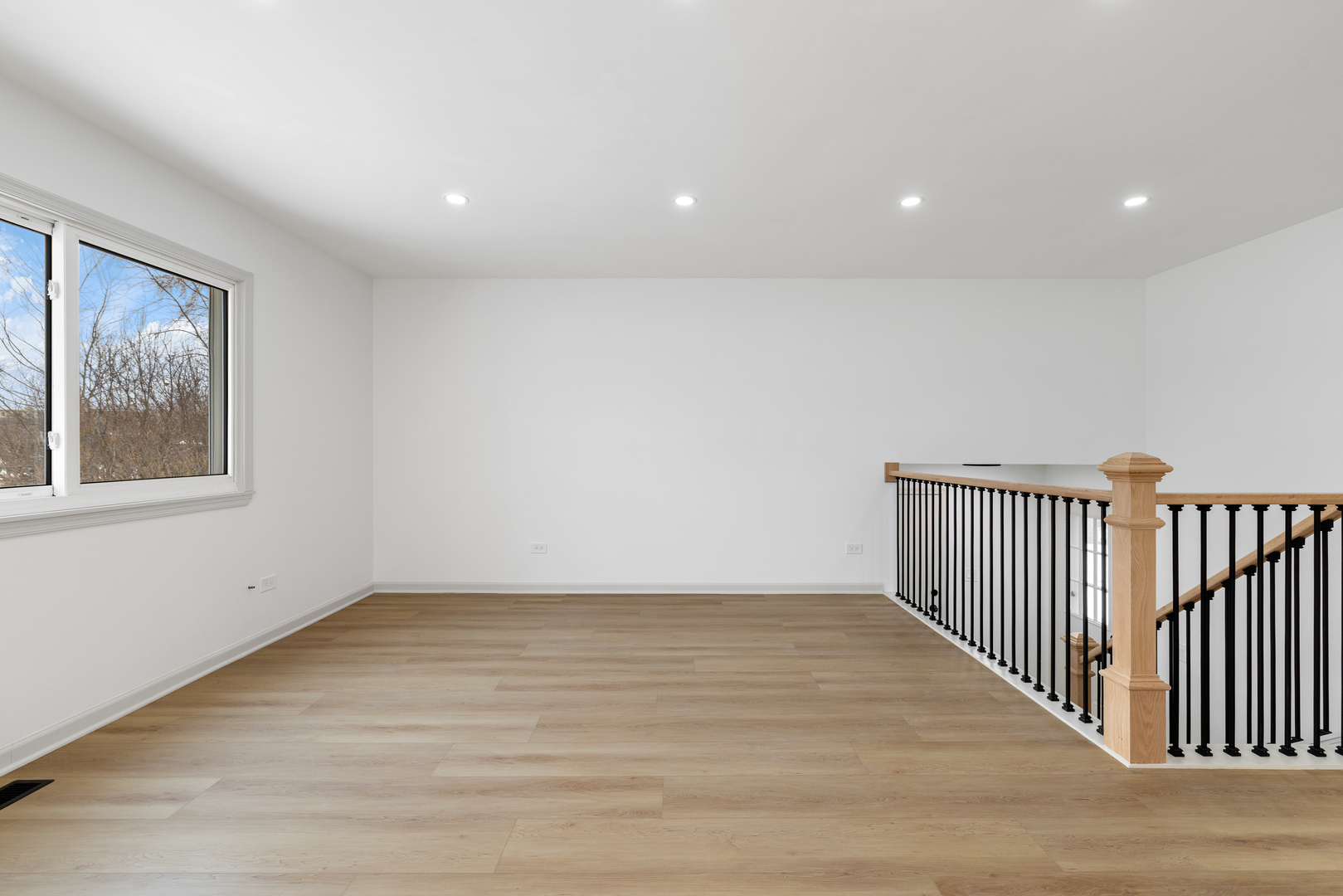 1006 Foxworth Boulevard, Lombard, IL 60148