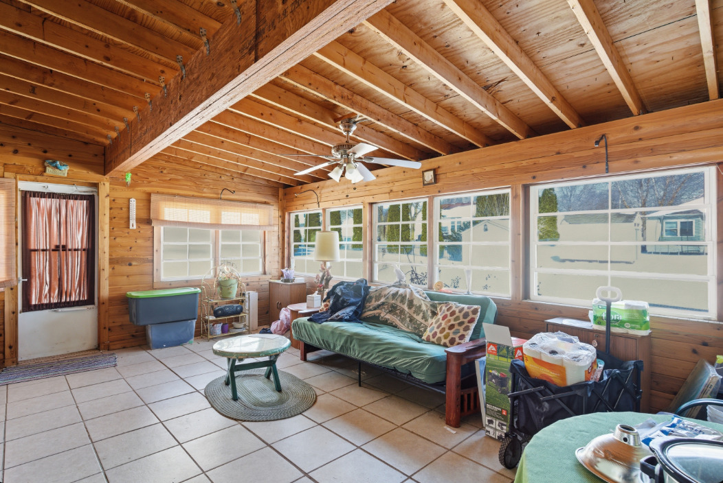 3708 Pebble Creek, McHenry, IL 60050