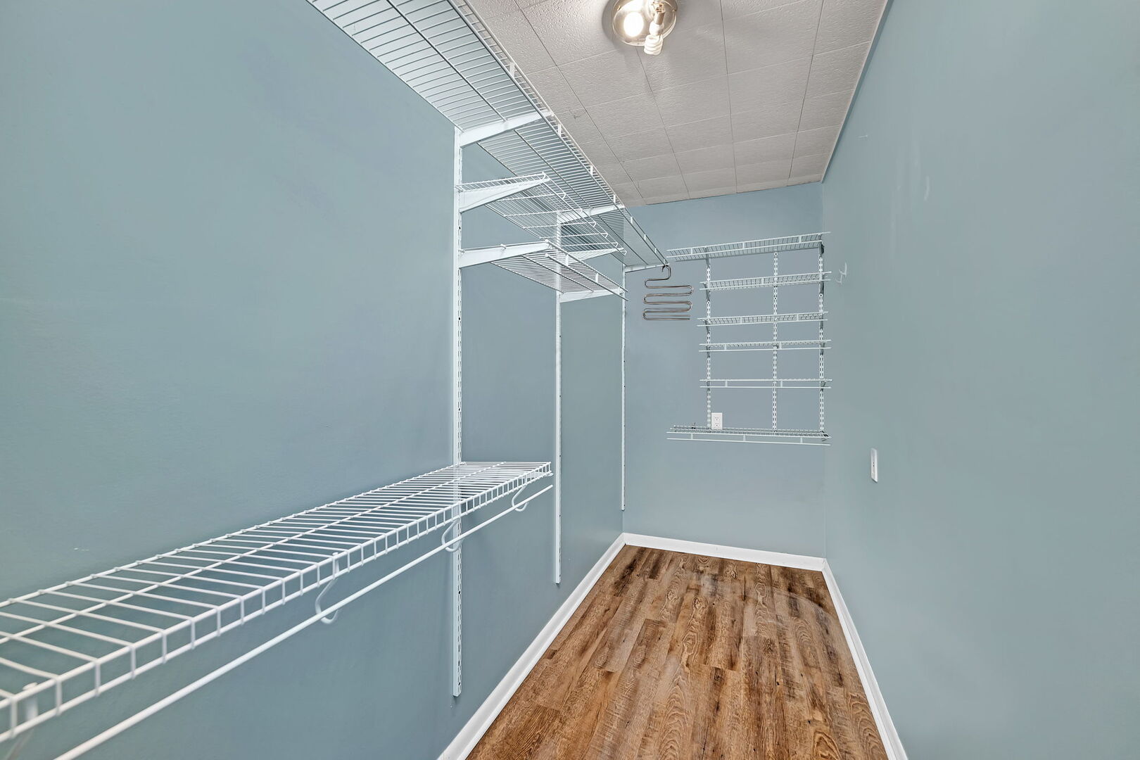 1616 Mayfield Avenue, Joliet, IL 60435