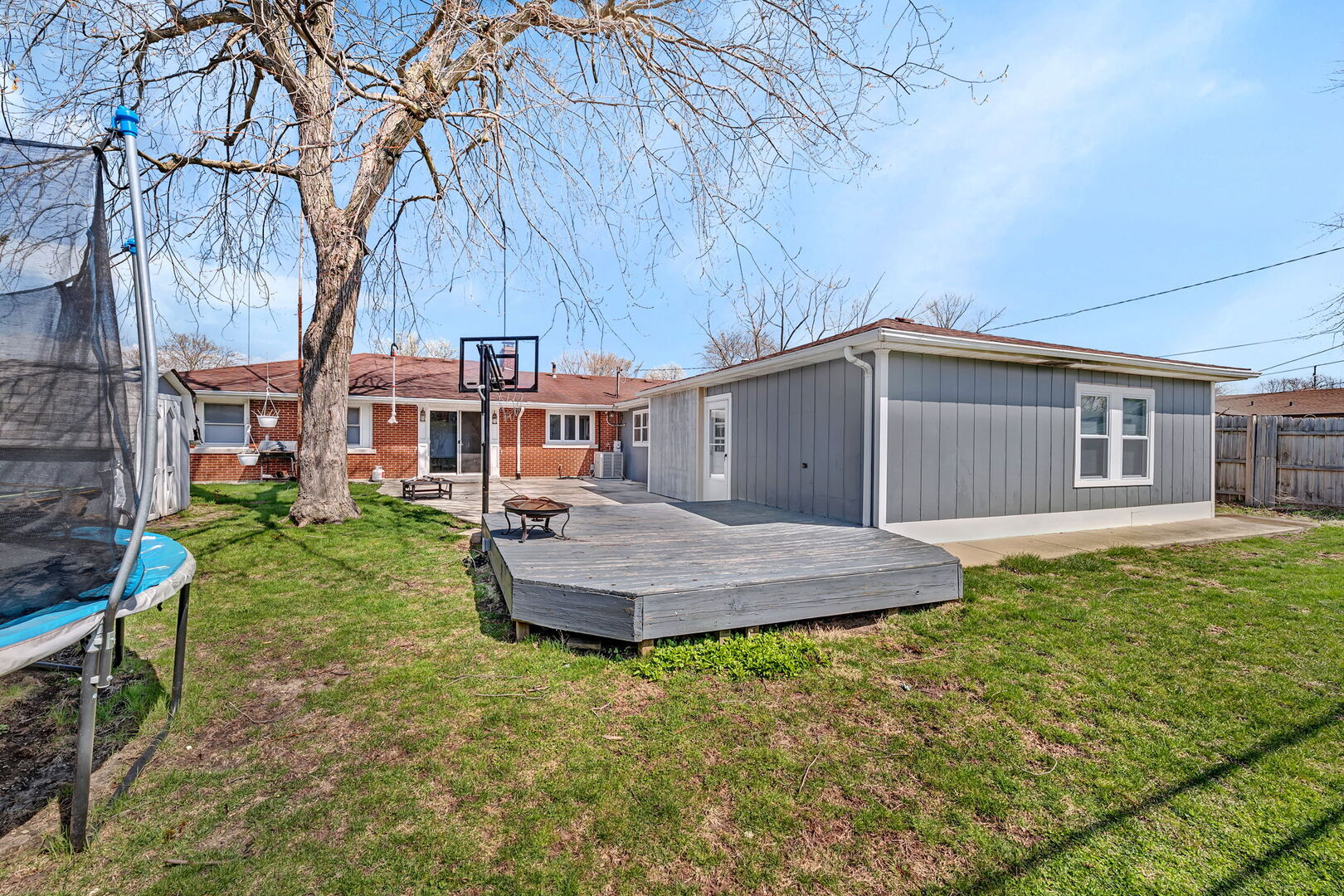 1616 Mayfield Avenue, Joliet, IL 60435