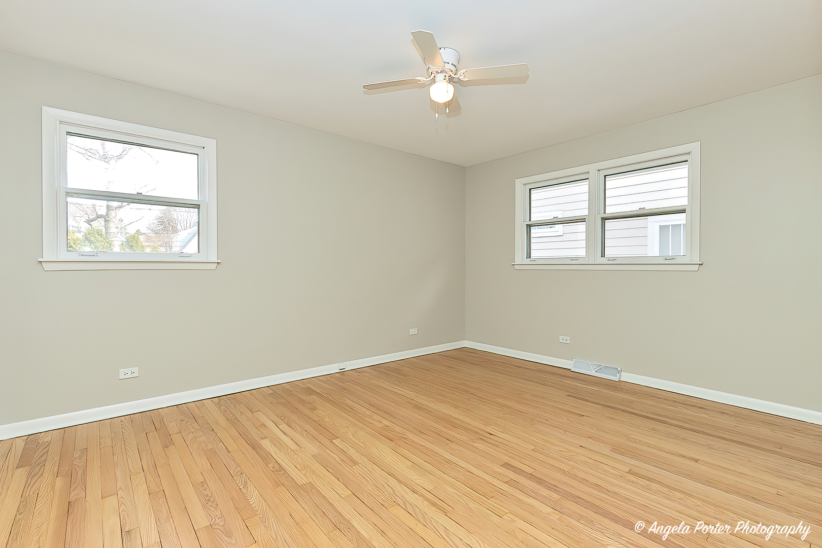 410 W Mueller Street, Arlington Heights, IL 60004