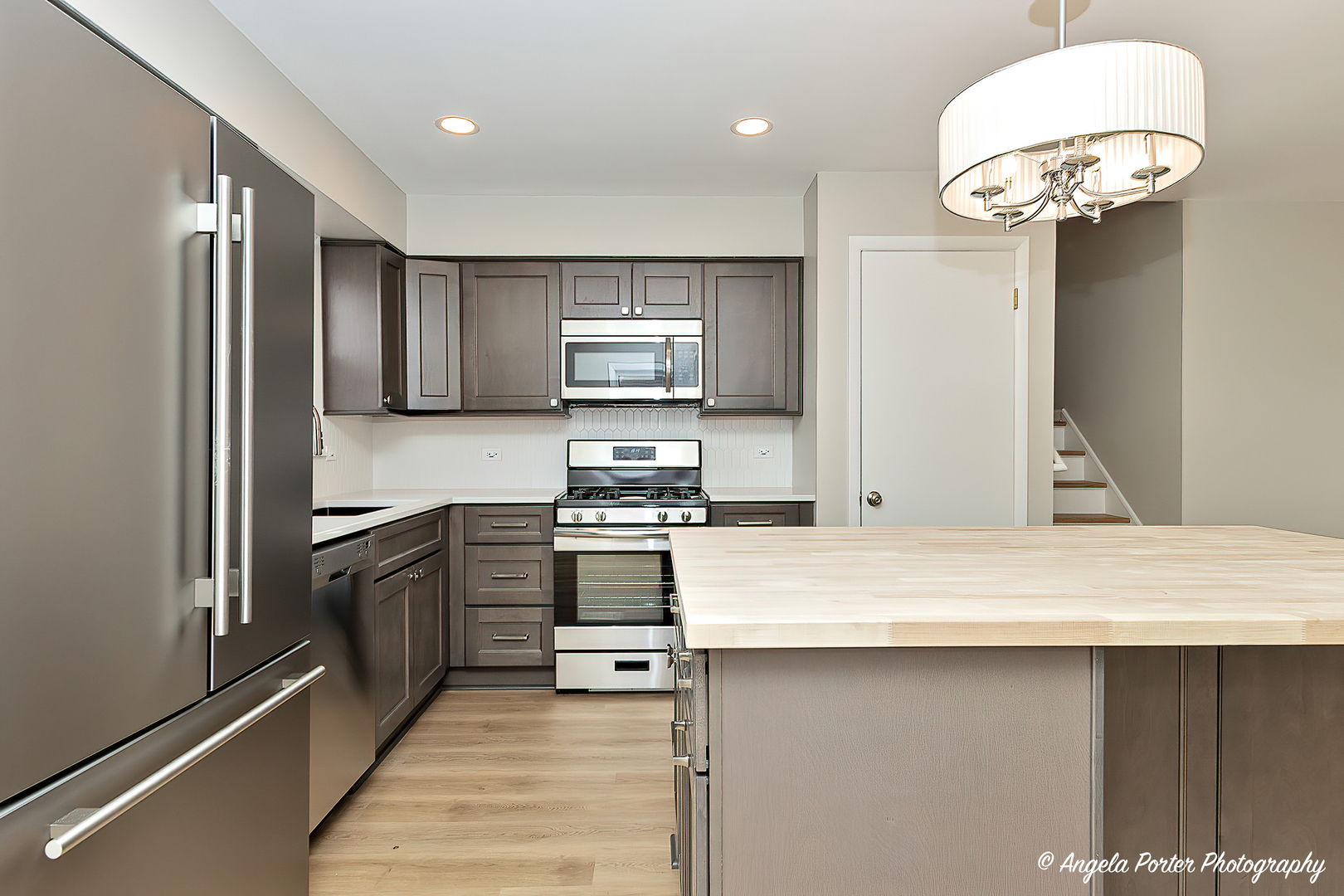 410 W Mueller Street, Arlington Heights, IL 60004