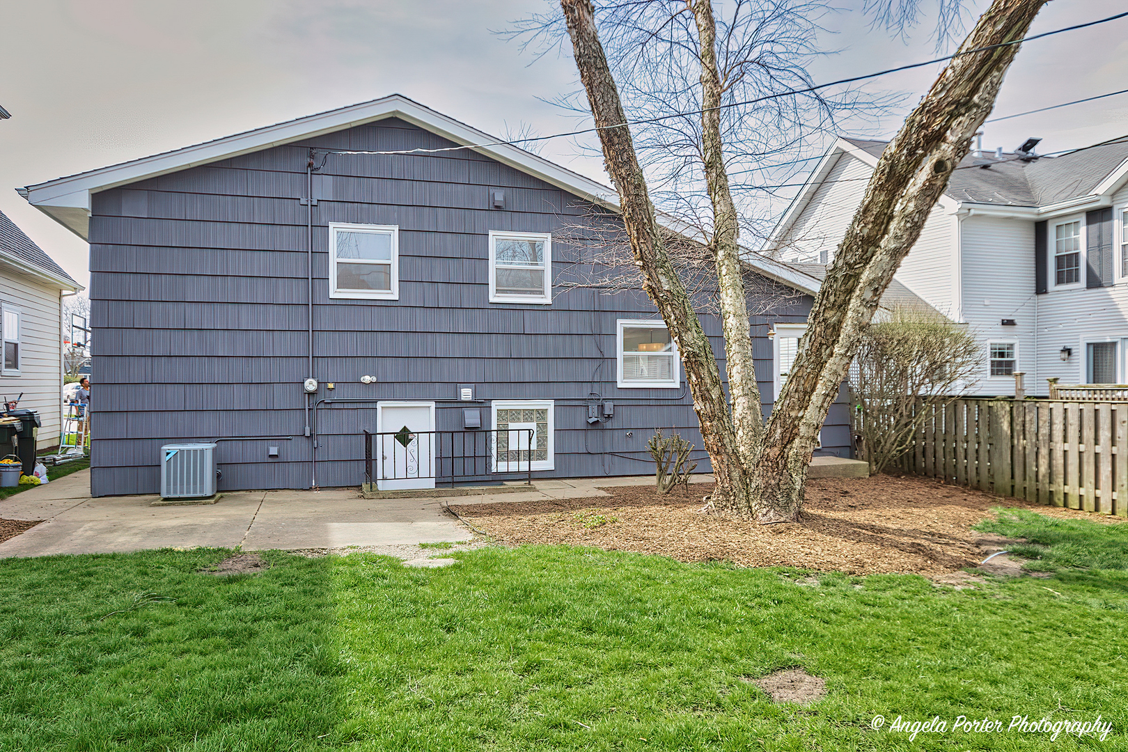 410 W Mueller Street, Arlington Heights, IL 60004