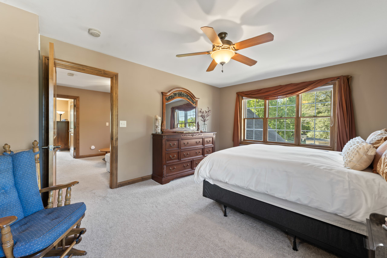 6507 Willow Court, Waterford, WI 53185