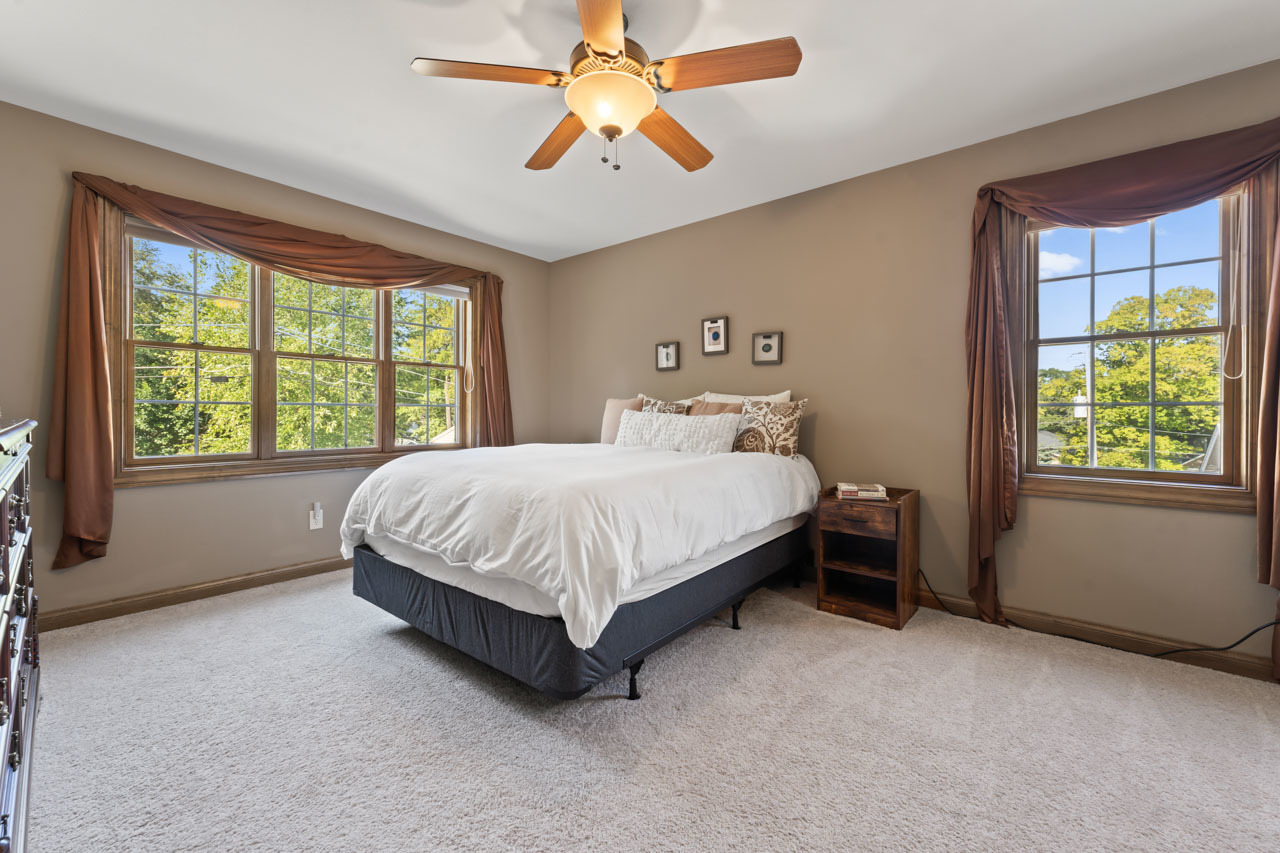 6507 Willow Court, Waterford, WI 53185