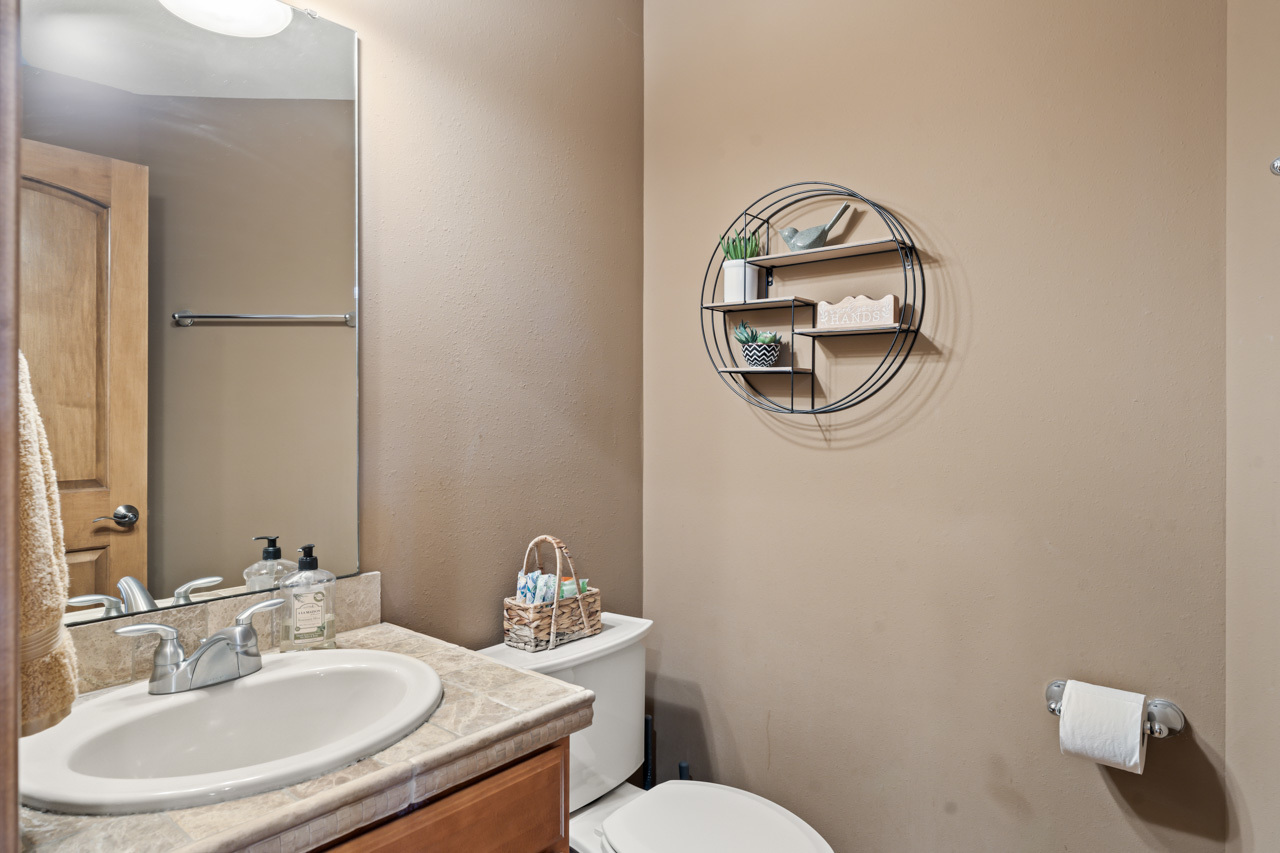 6507 Willow Court, Waterford, WI 53185