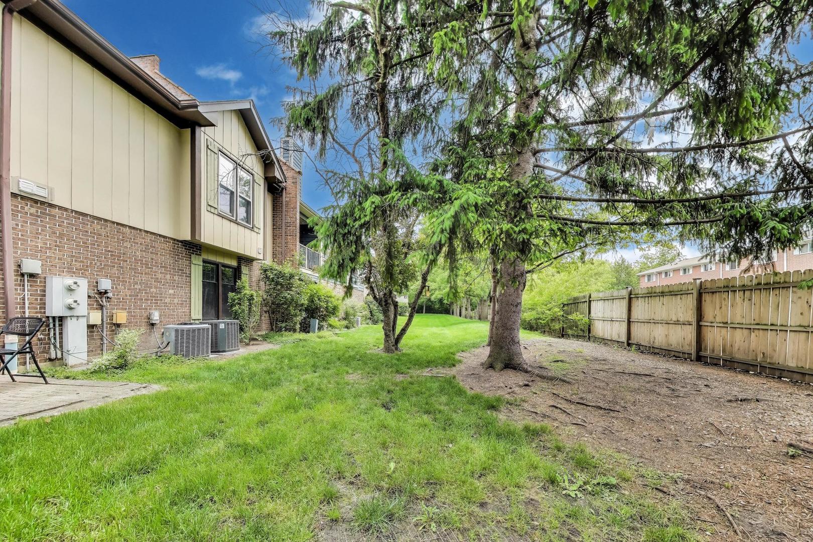 206 Country Lane, Des Plaines, IL 60016