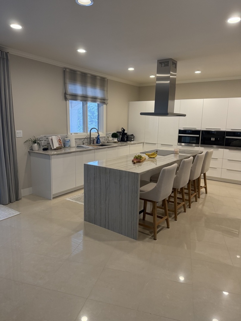 525 Senon Drive, Lemont, IL 60439