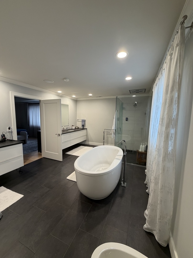 525 Senon Drive, Lemont, IL 60439