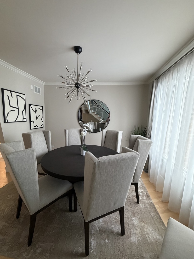 525 Senon Drive, Lemont, IL 60439