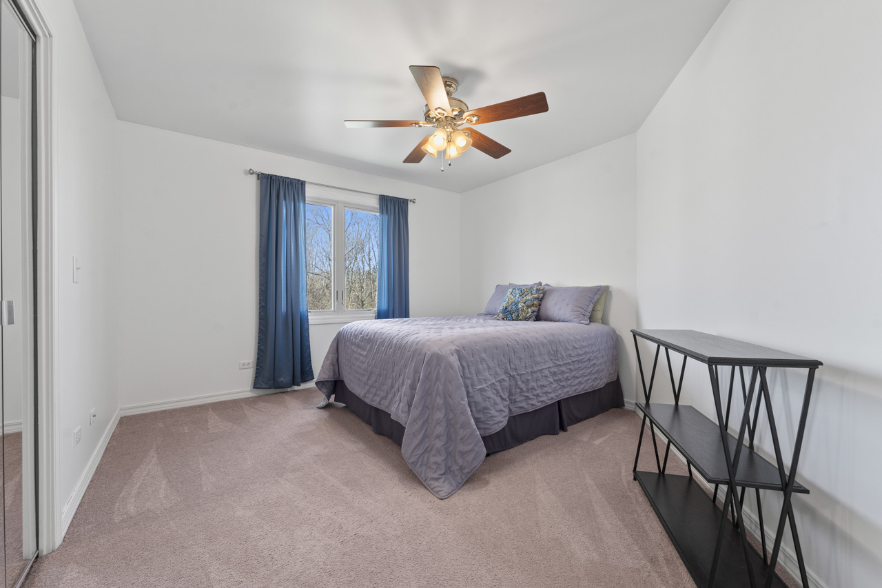 12205 Oakcrest Drive, Huntley, IL 60142