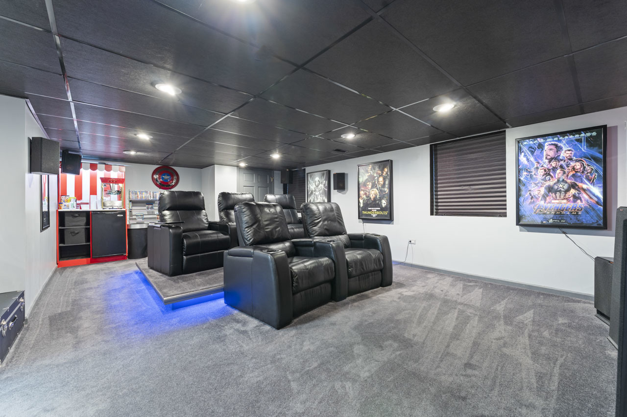 12205 Oakcrest Drive, Huntley, IL 60142