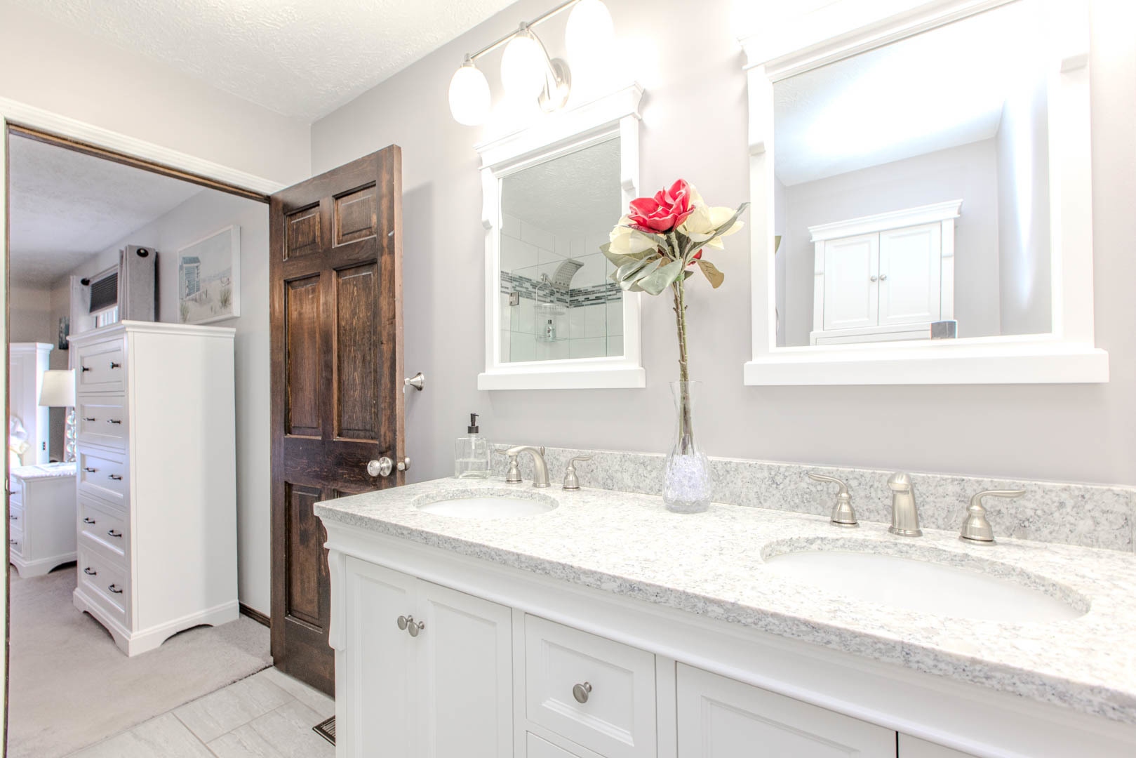 8908 E 1400 North Road, Bloomington, IL 61705