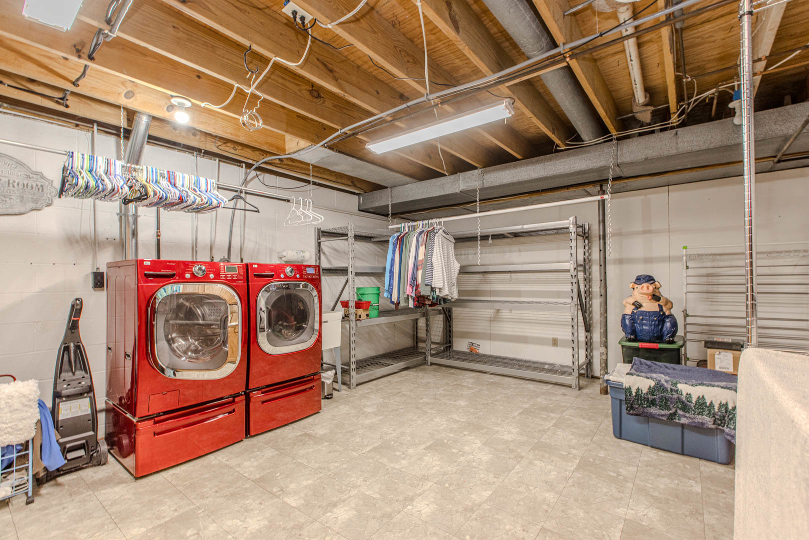 8908 E 1400 North Road, Bloomington, IL 61705