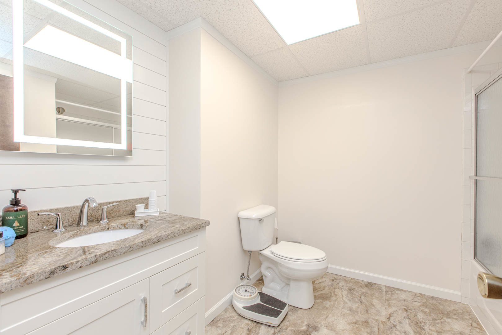 8908 E 1400 North Road, Bloomington, IL 61705