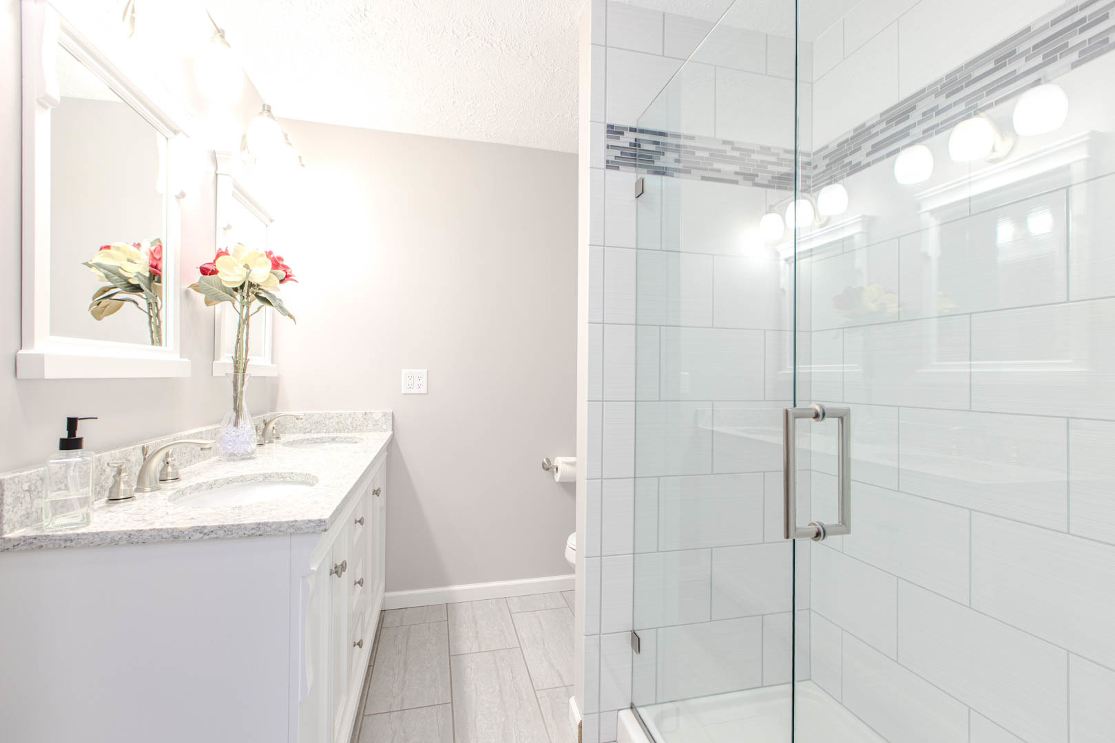 8908 E 1400 North Road, Bloomington, IL 61705