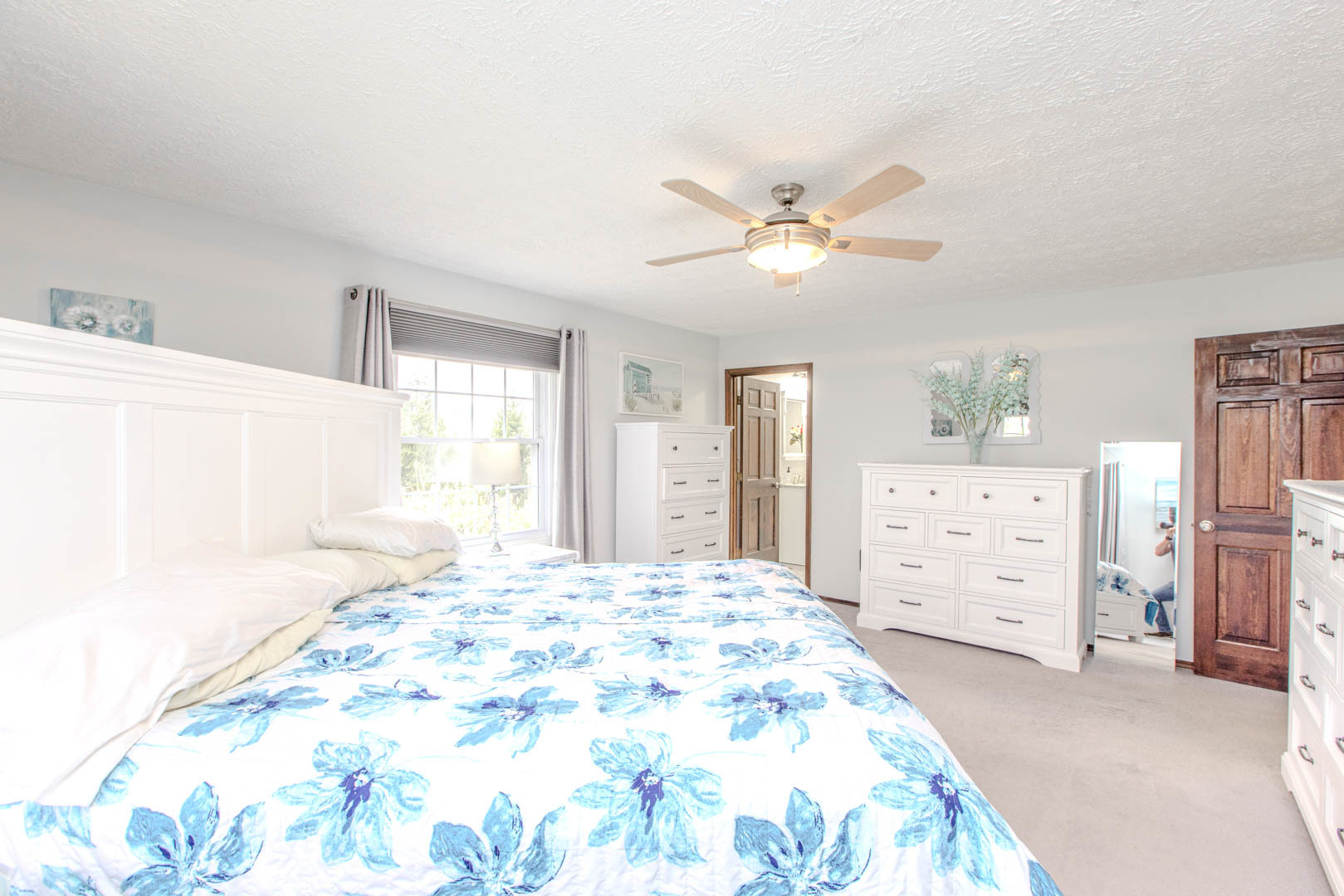 8908 E 1400 North Road, Bloomington, IL 61705