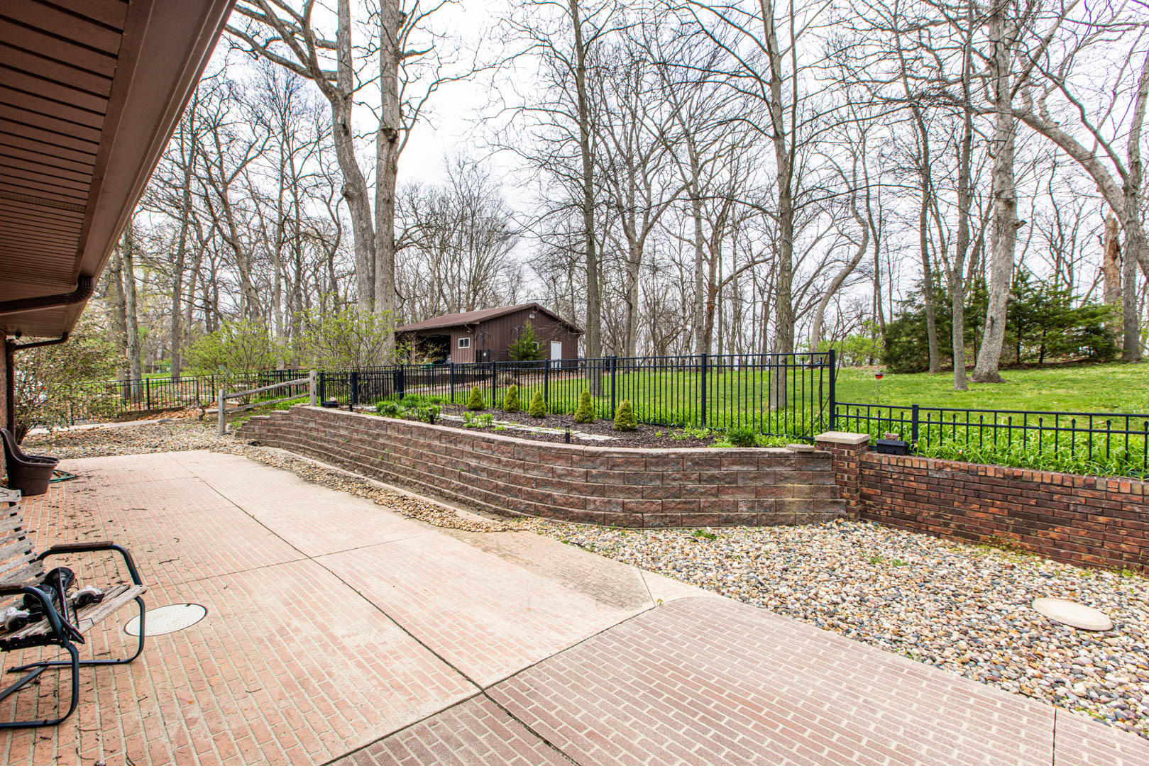 8908 E 1400 North Road, Bloomington, IL 61705