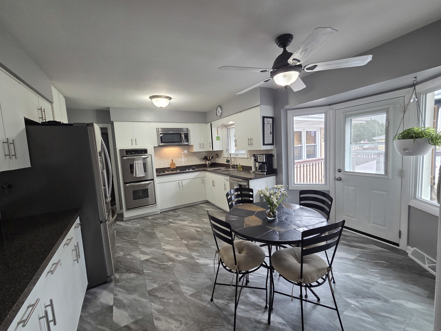 1101 E Washington Boulevard, Lombard, IL 60148