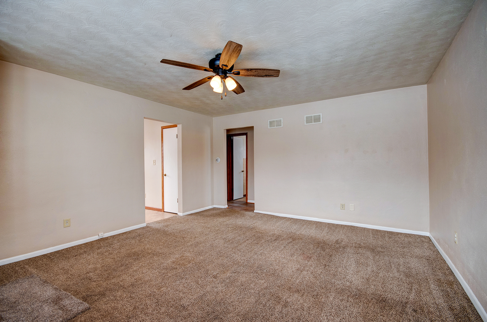 323 S Hebbard Street, Joliet, IL 60433