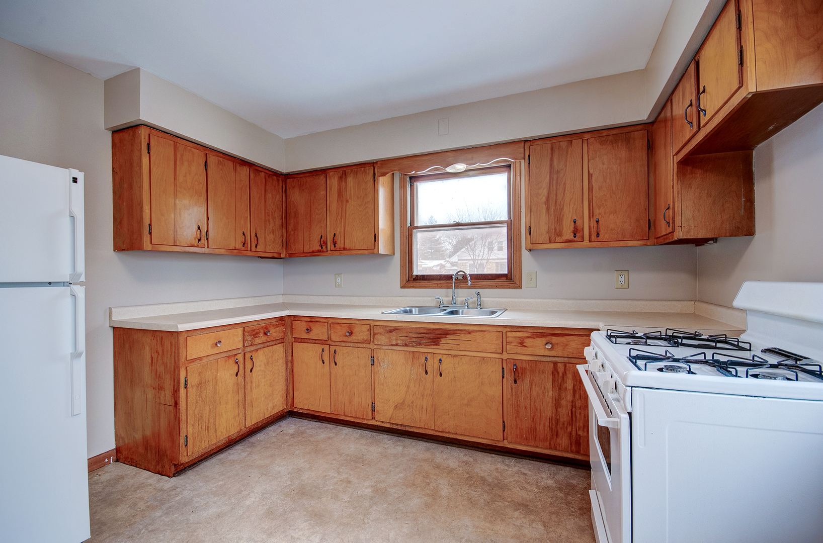 323 S Hebbard Street, Joliet, IL 60433