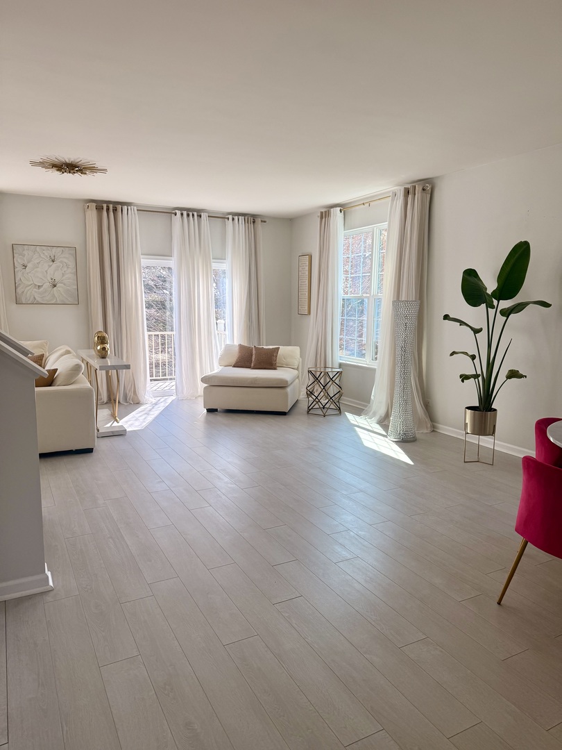 487 Town Center Boulevard, Gilberts, IL 60136