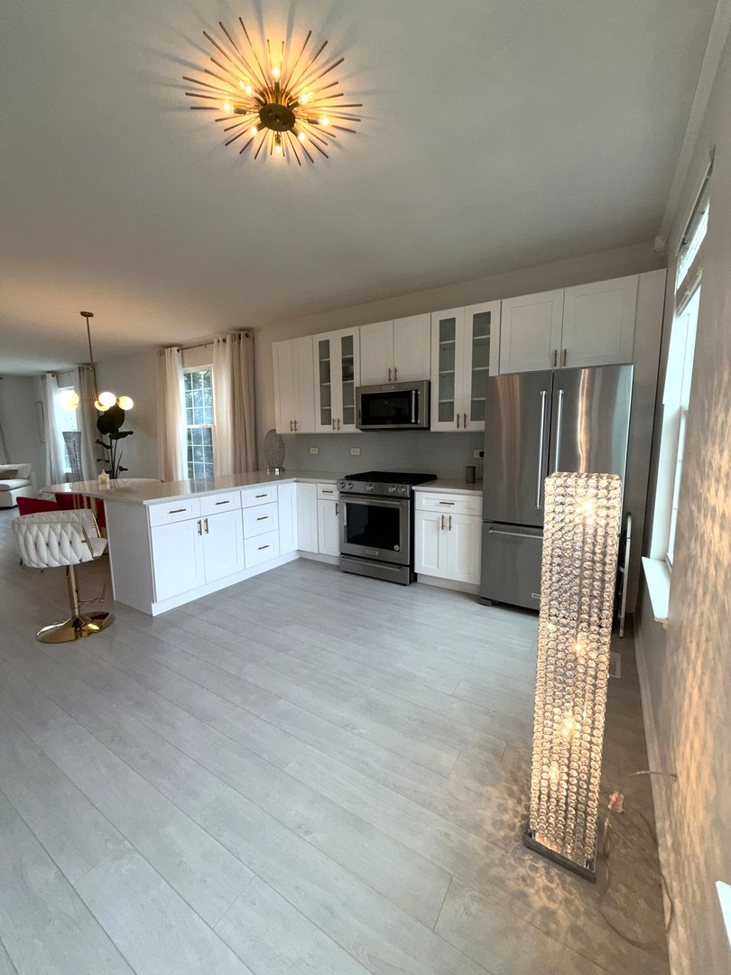 487 Town Center Boulevard, Gilberts, IL 60136