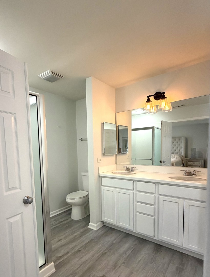 487 Town Center Boulevard, Gilberts, IL 60136