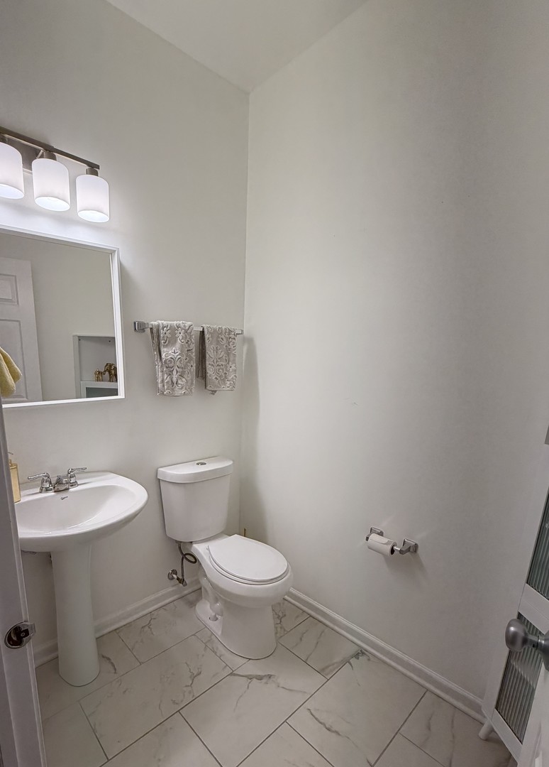 487 Town Center Boulevard, Gilberts, IL 60136