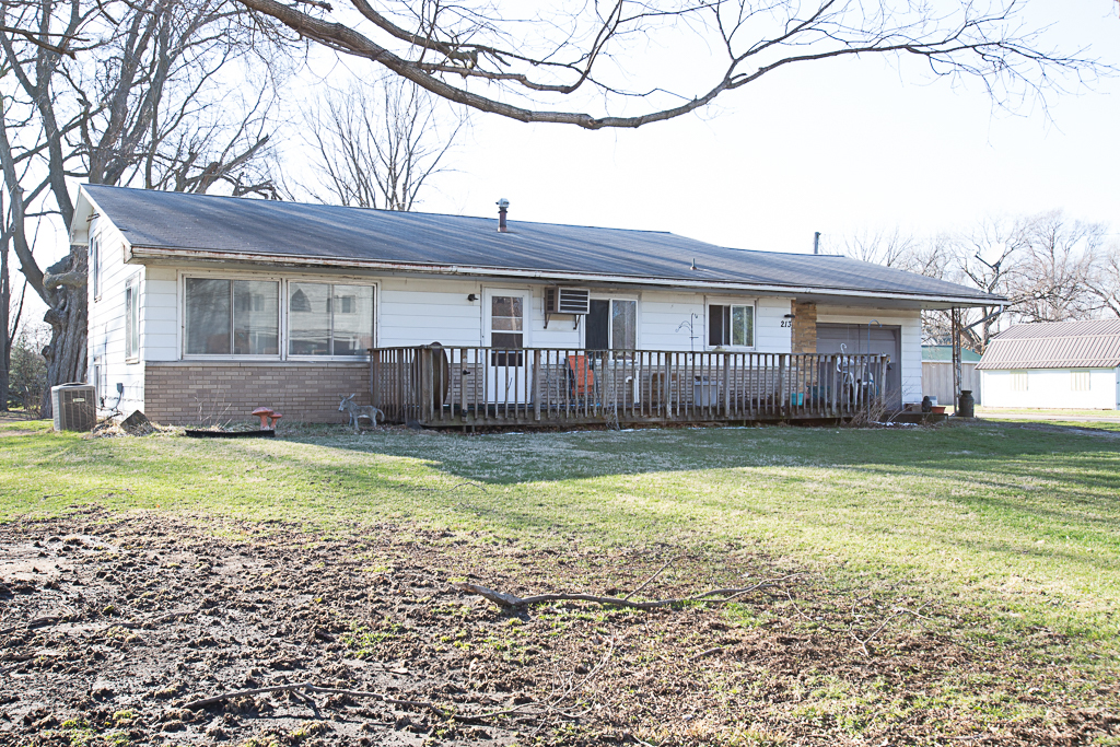 213 N 2nd Street, Secor, IL 61771