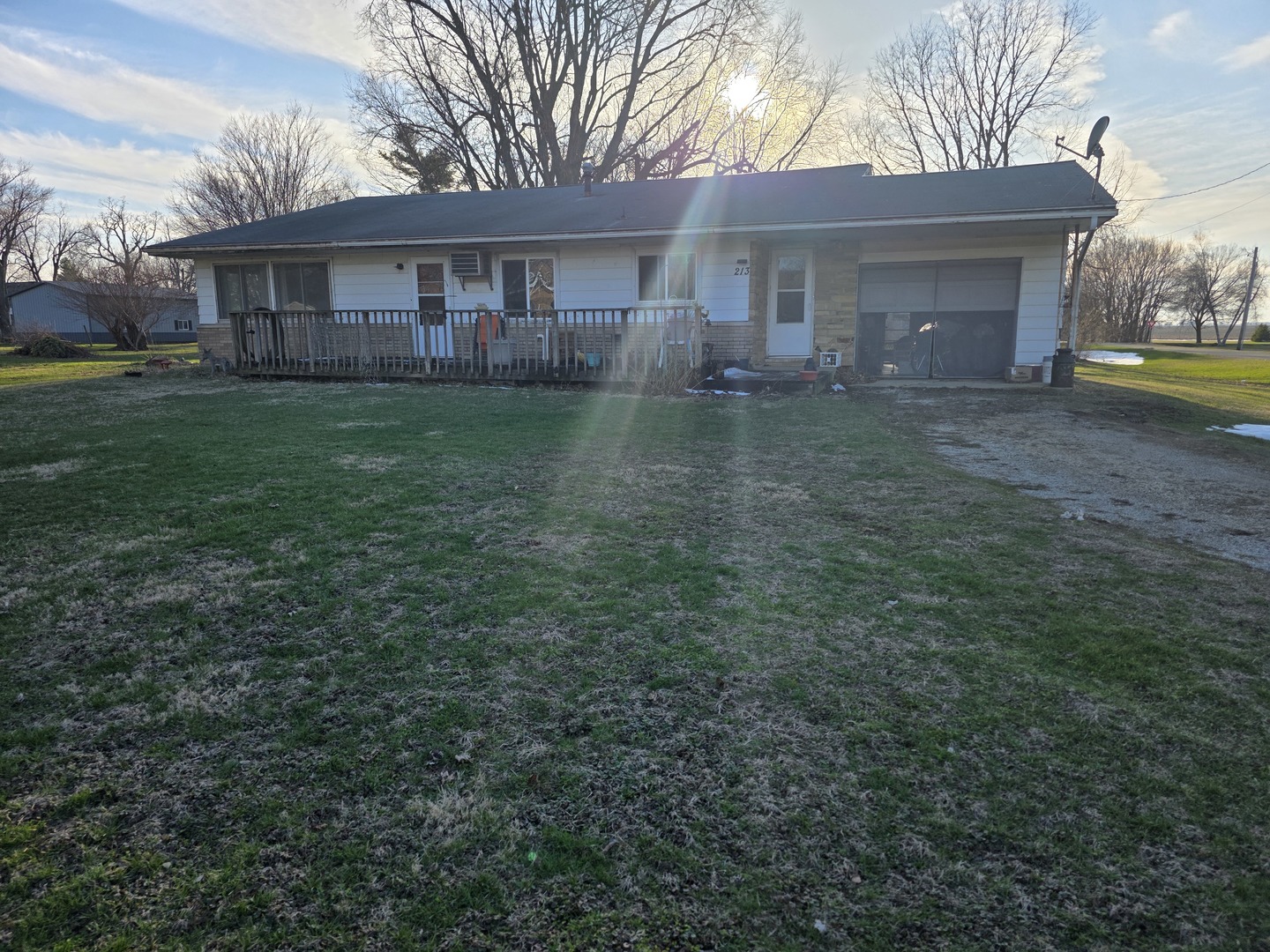 213 N 2nd Street, Secor, IL 61771