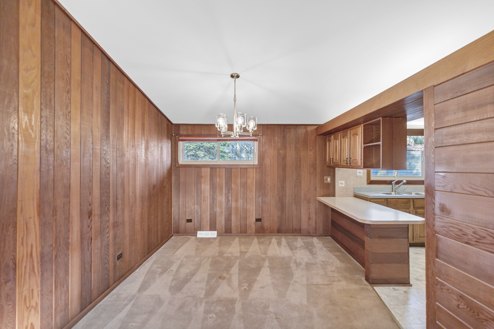 1505 S Stewart Avenue, Lombard, IL 60148