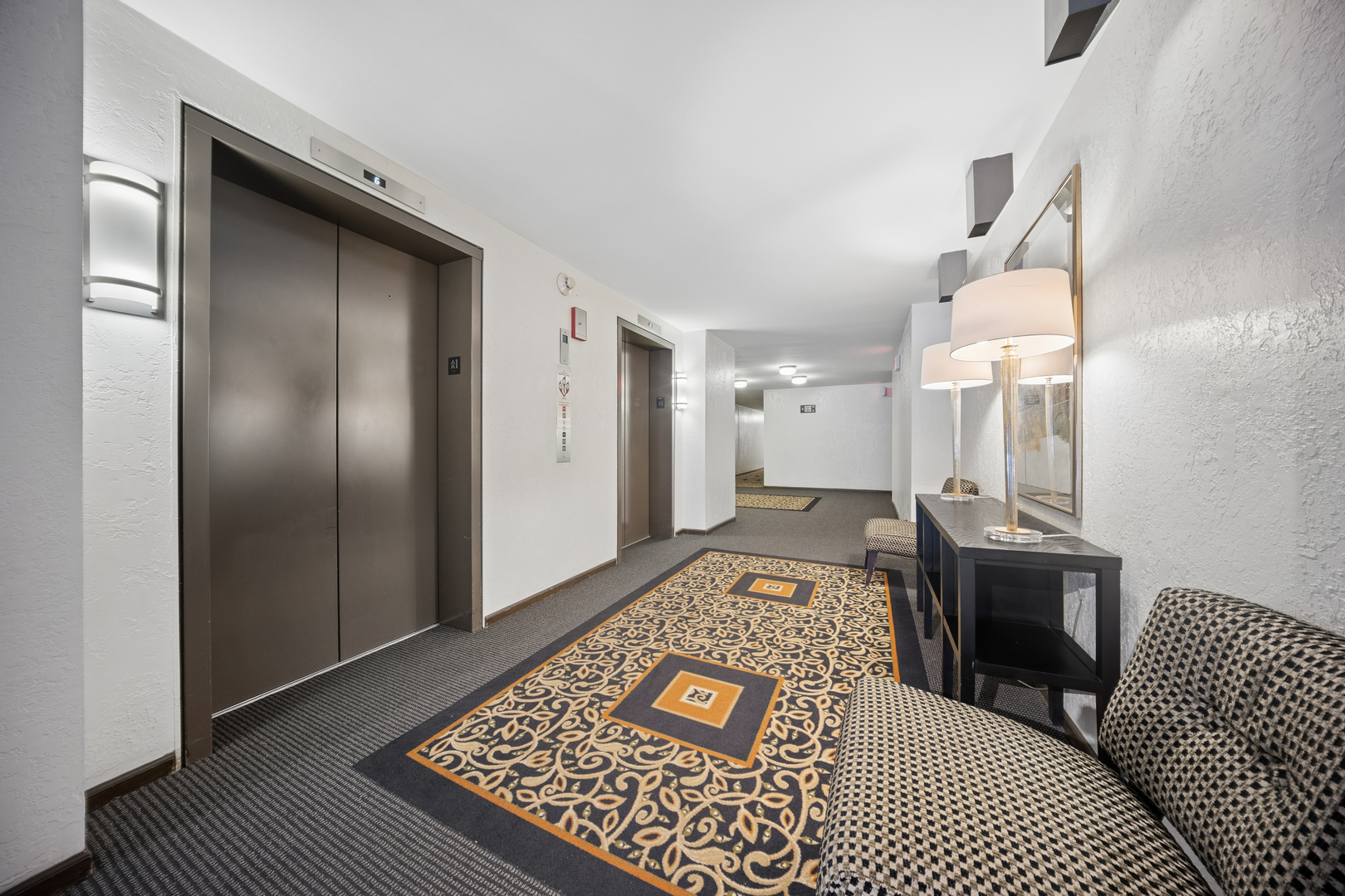 44 PARK Lane #232, Park Ridge, IL 60068