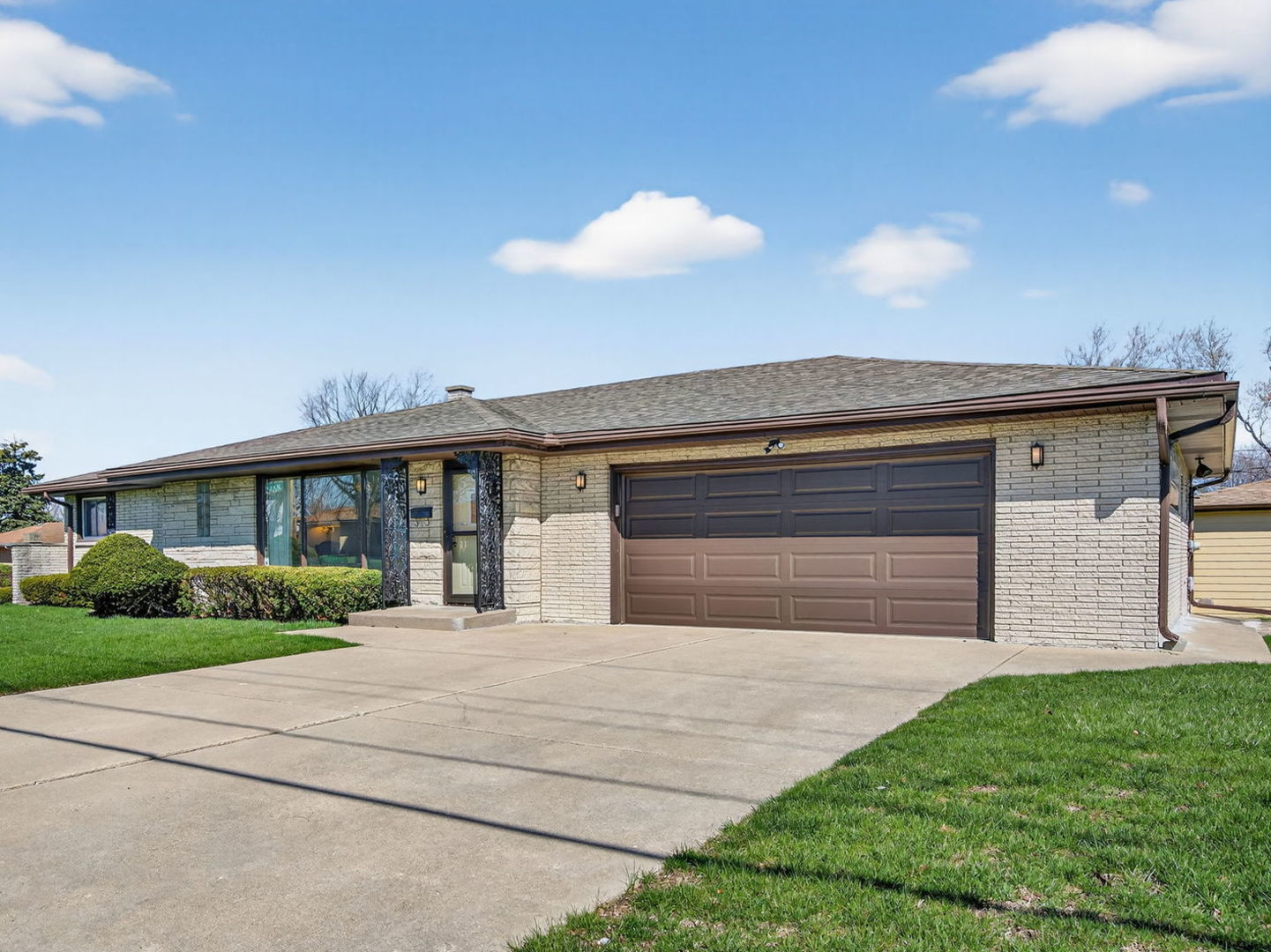 1200 N May Street, Joliet, IL 60435