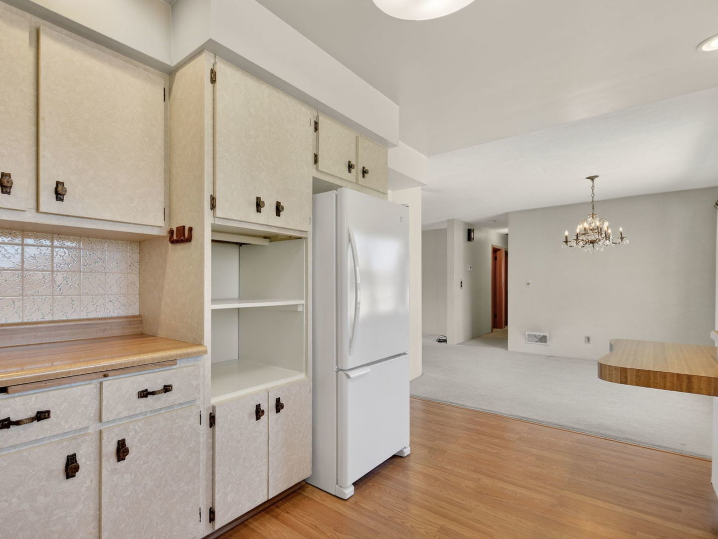 1200 N May Street, Joliet, IL 60435