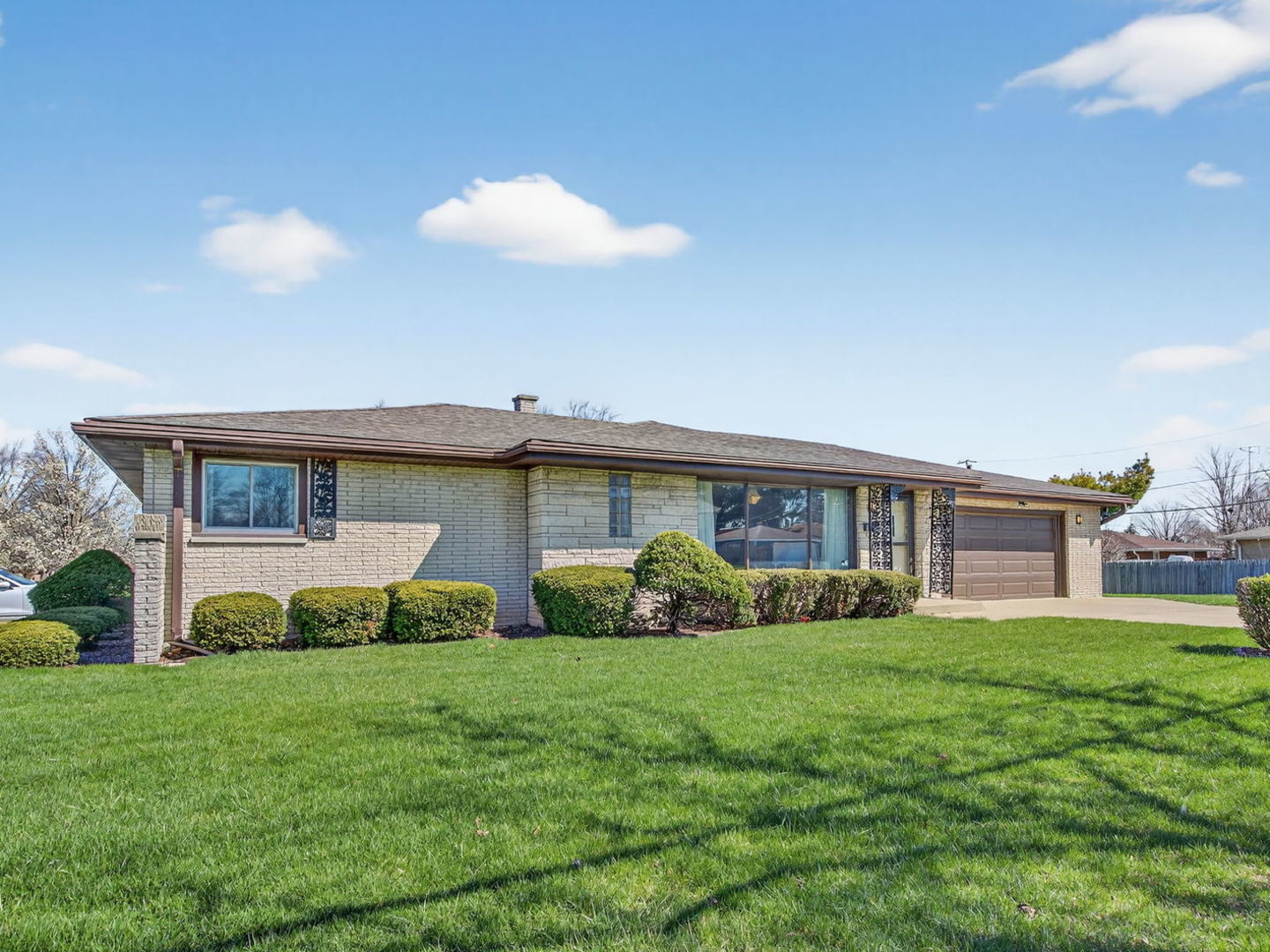 1200 N May Street, Joliet, IL 60435