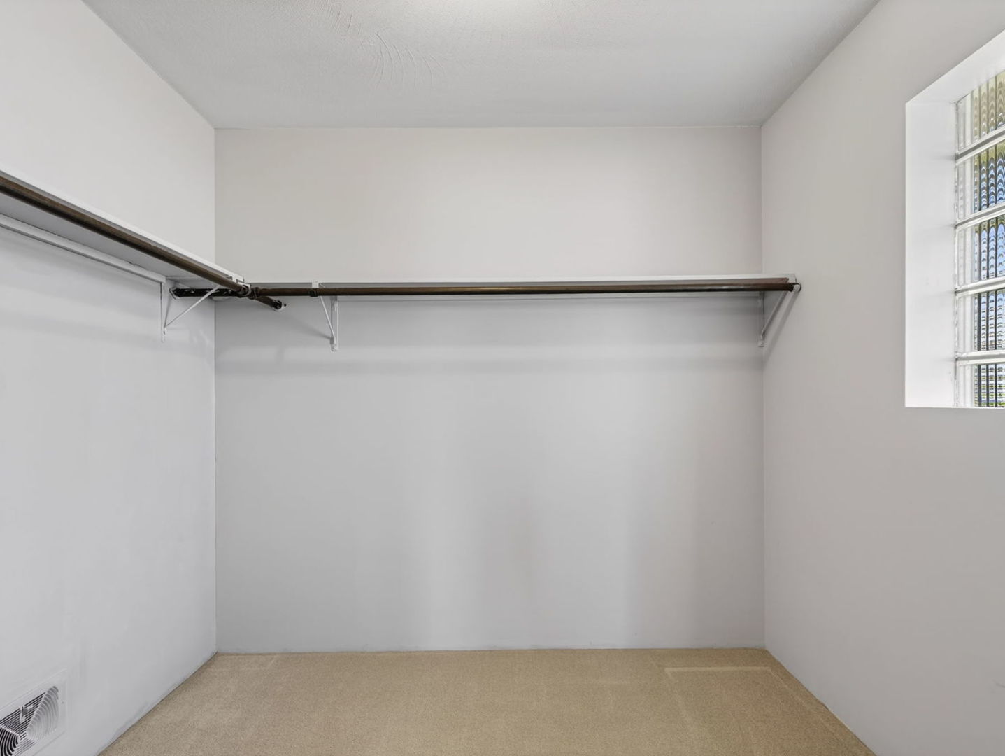 1200 N May Street, Joliet, IL 60435