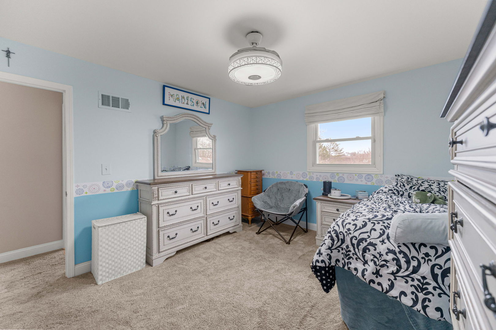 19727 Greenview Avenue, Mokena, IL 60448