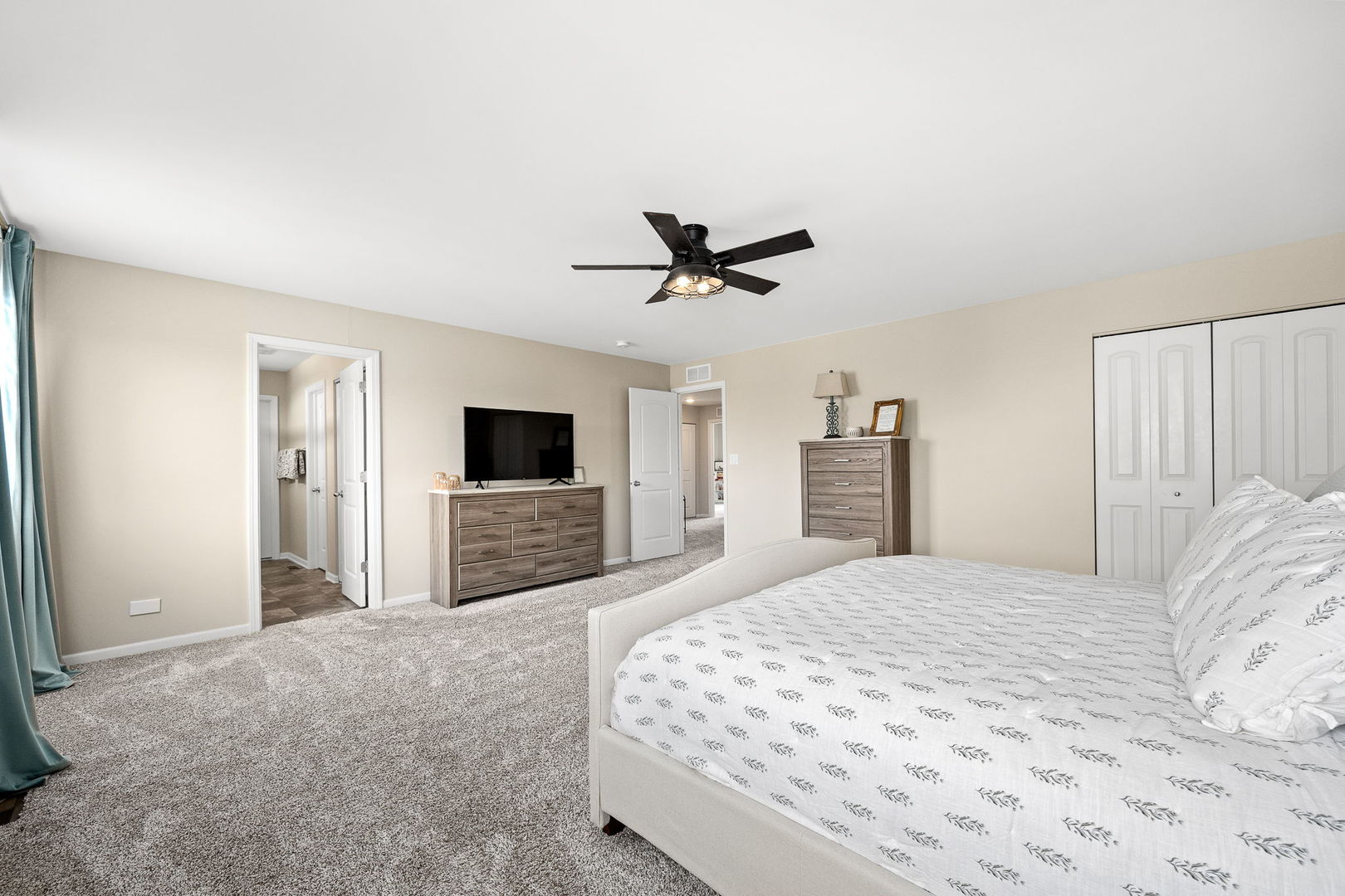 1107 Van Dyke Road, Joliet, IL 60431