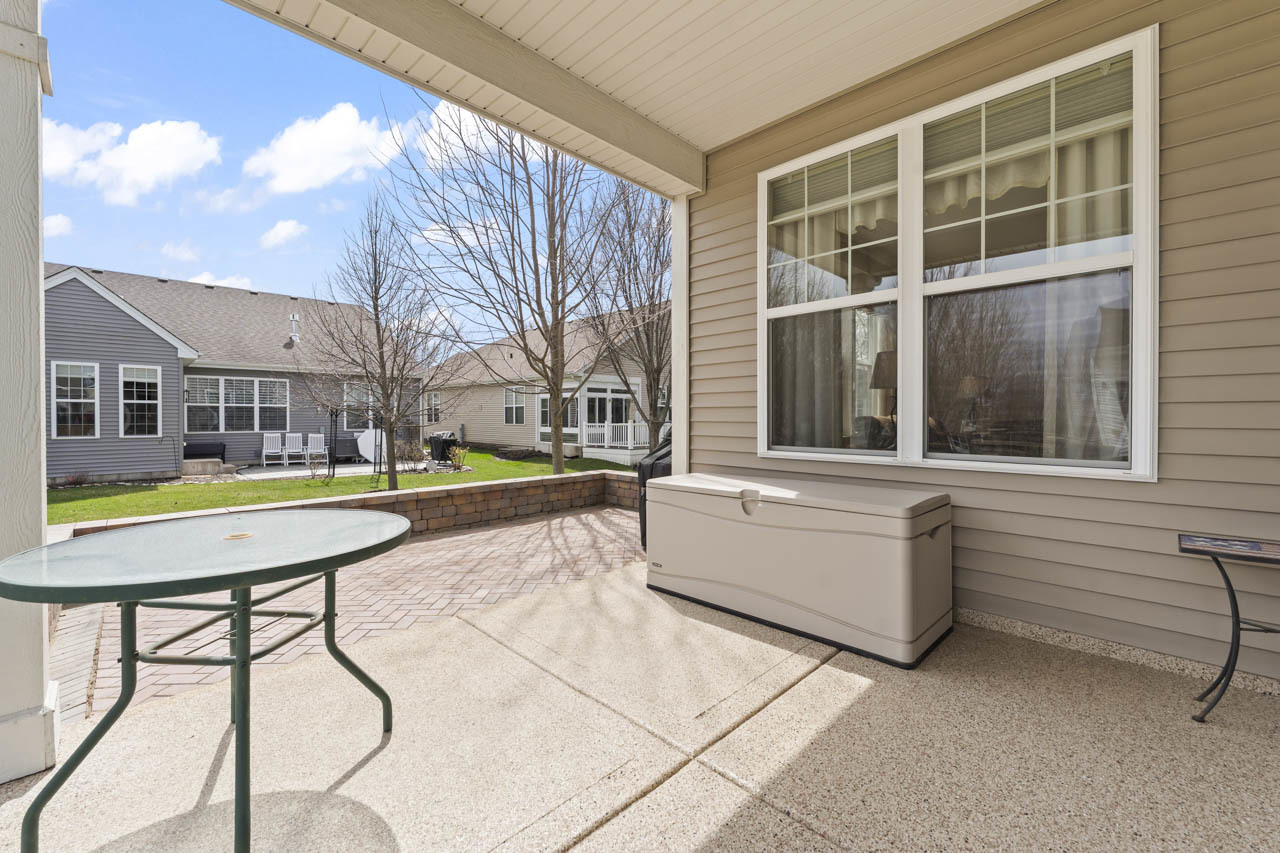 925 Prescott Lane, Pingree Grove, IL 60140