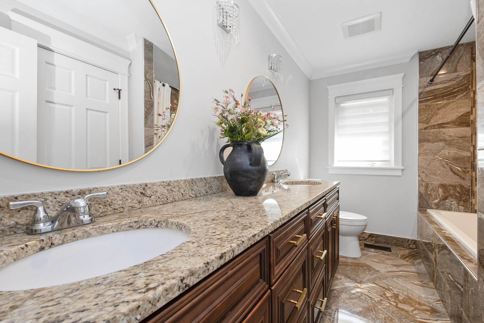 16740 W Saddlewood Drive, Lockport, IL 60441