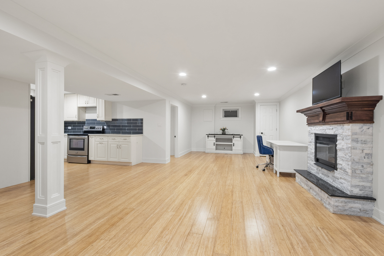 16740 W Saddlewood Drive, Lockport, IL 60441