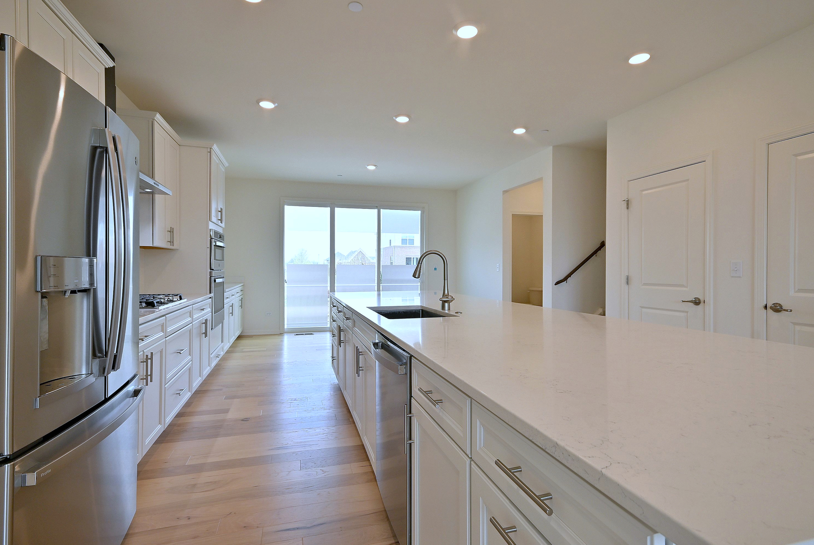 2922 Reflection Drive, Naperville, IL 60564