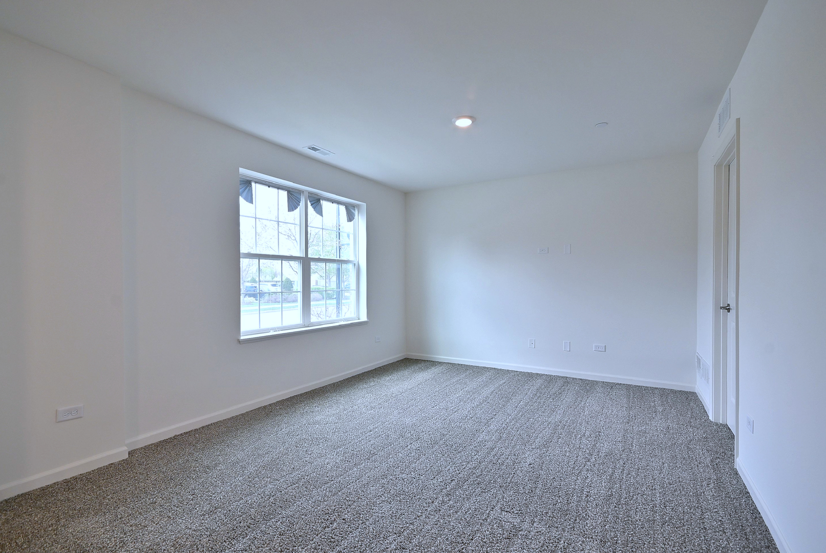 2922 Reflection Drive, Naperville, IL 60564