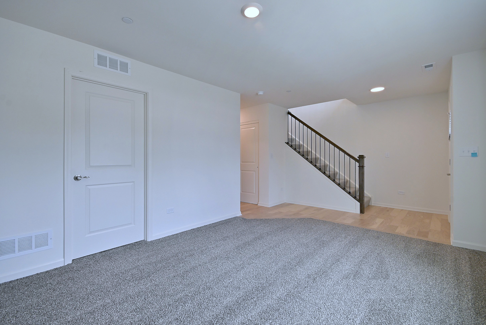 2922 Reflection Drive, Naperville, IL 60564