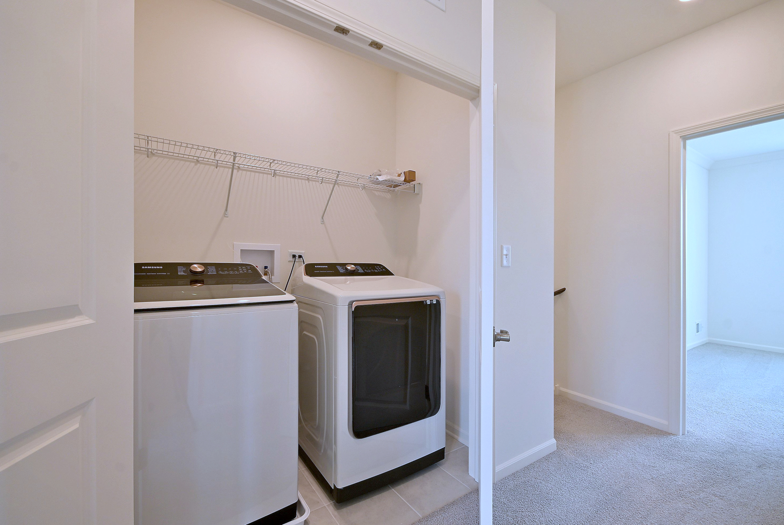 2922 Reflection Drive, Naperville, IL 60564