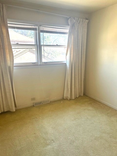 108 E Burlington Street #B, Riverside, IL 60546